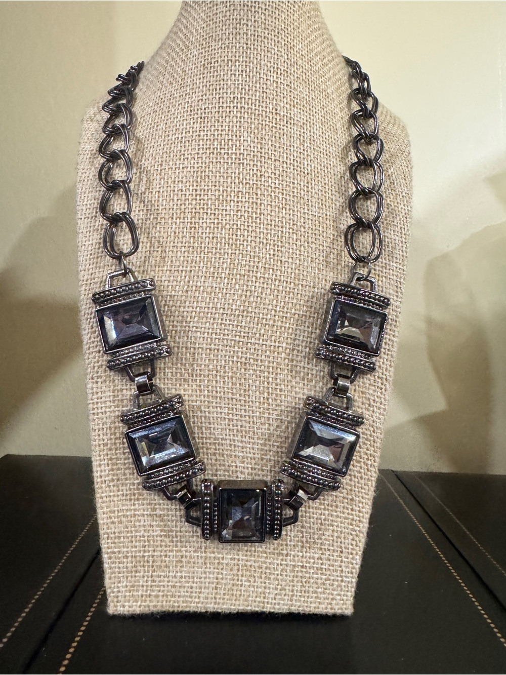 Gunmetal-Tone Statement Necklace in Black & Gray Like New